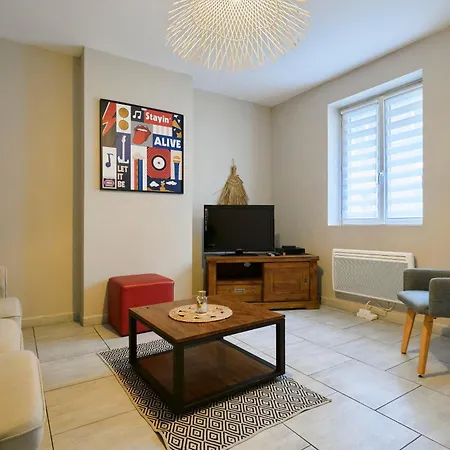Appartement Spacieuse Maison 4 *