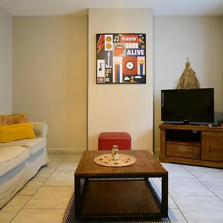 Spacieuse Maison 4 Appartement *