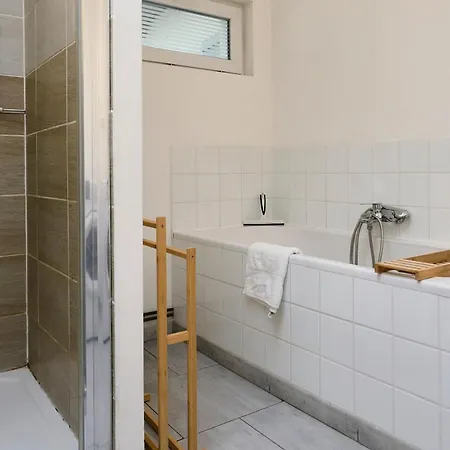 Spacieuse Maison 4 *