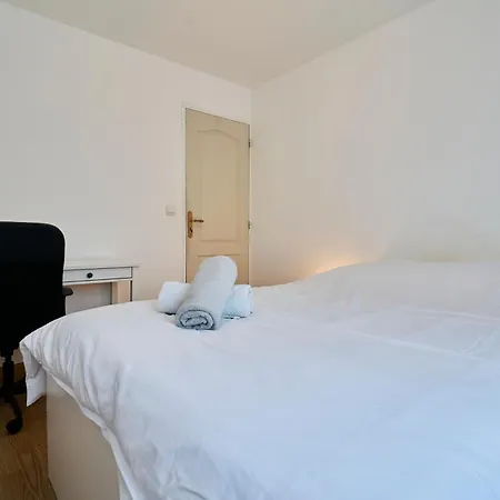 Spacieuse Maison 4 Appartement