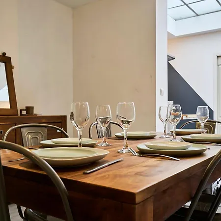 Spacieuse Maison 4 *