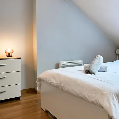 Spacieuse Maison 4 *