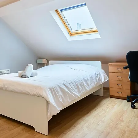 Appartement Spacieuse Maison 4 *