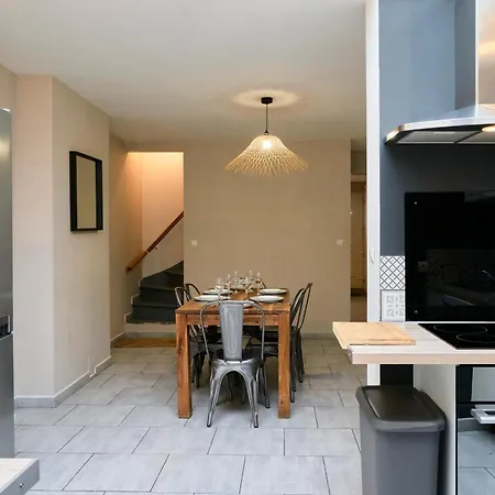Spacieuse Maison 4 *